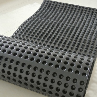 濮阳塑料透水疏水板 隔根刺排水板施工技术