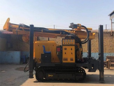 拖拉机式280米地热水井钻机 履带岩石打井机