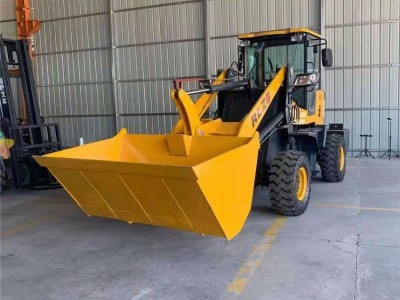 日力重工农用装载机小型铲车轮胎式装载机安全可靠图2