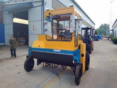 长沙有机肥发酵自走式翻抛机操作过程及运行工作视频图2