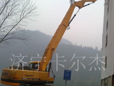 挖掘机拆楼臂 生产厂家 济宁卡尔杰图4