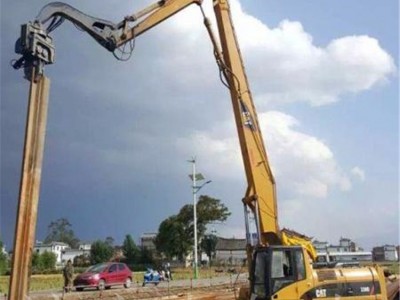 挖掘机打桩臂 生产厂家 济宁卡尔杰图4