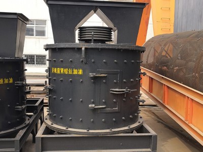 大型石子矿石复合破碎机立轴式青石制沙机立式花岗岩河卵石制砂机图4