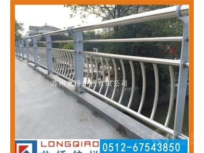 黄石河道护栏 黄石桥梁河道防护栏 龙桥不锈钢碳钢复合管护栏图3