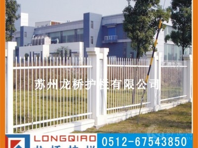 黄石围墙护栏 工厂小区围墙栏杆 镀锌钢管焊接 拼装式 龙桥图3