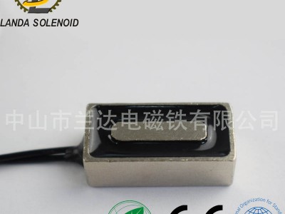 微小型直流方形吸盘式电磁铁XH8245图2