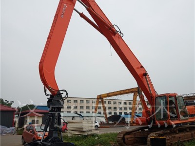 定制销售各品牌挖掘机卸船臂 贝壳斗专用臂 卸船加长臂图1
