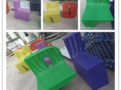 十堰公共空间 不锈钢镂空字母坐凳雕塑 彩绘座椅雕塑