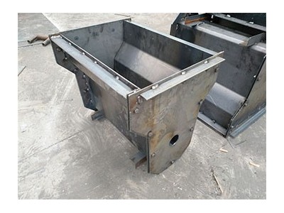 路面边缘防撞墙模具-混凝土防撞墙模具哪有图4