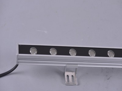 华亮星摩天轮亮化全彩dmx512可调光洗墙灯案例效果图3