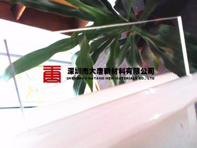 深圳耐力板_茶色耐力板雨棚_卷材板材开料批发