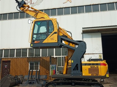 挖掘机升降驾驶室改装 火车平仓驾驶楼升降改装厂家天诺图3