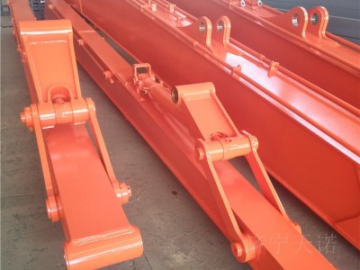 灾区支援挖机加长臂 水路两用钩机长臂咨询天诺 加长大小臂图3