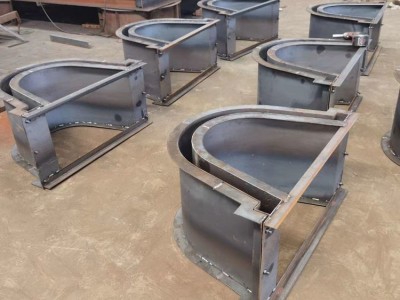 专业生产电缆槽模具  高铁电缆槽模具 凯亚模具图2