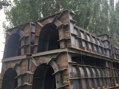 专业生产电缆槽模具  高铁电缆槽模具 凯亚模具图3