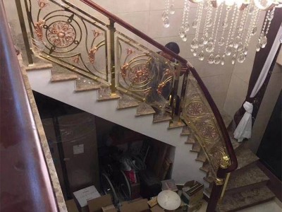 中式别墅铜楼梯扶手 流露出生活质感图3