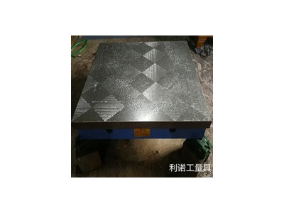 铸铁平台、检验平台、划线平台、焊接平台、铸铁平板图1