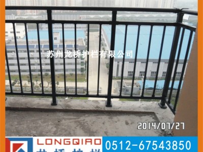 渭南阳台护栏 渭南阳台栏杆 栅栏 拼装式无需焊接 龙桥生产图2