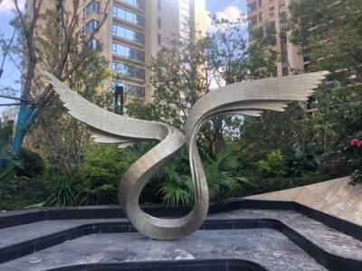 四川小区内景不锈钢U形雕塑 抽象摆件