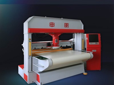 SMC1500 自动数控裁断机 数控液压裁断机 下料机图1