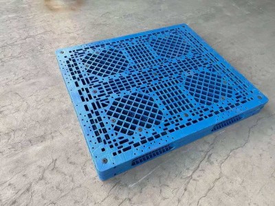 青岛城阳塑料托盘1.2m 液压车可进方便坚固可上高