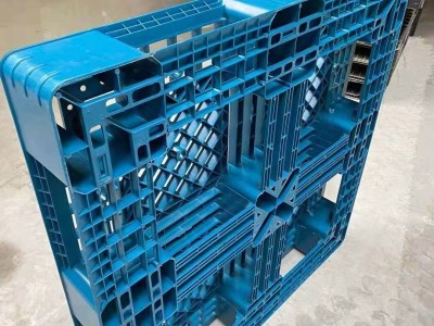 青岛黄岛塑料托盘1.1m 全新托盘四面进叉能上高