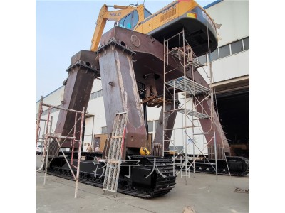 济宁天诺长年研发改装挖机大长腿 火车卸料大高脚升降驾驶室图2