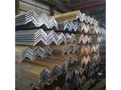 SS400日标角钢出口打包