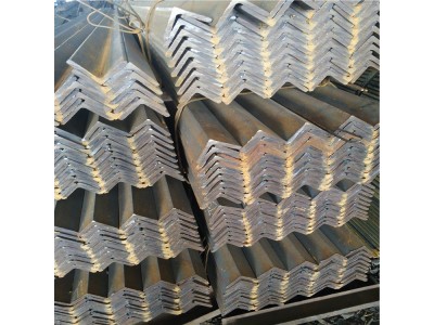 SS400日标角钢出口打包图2