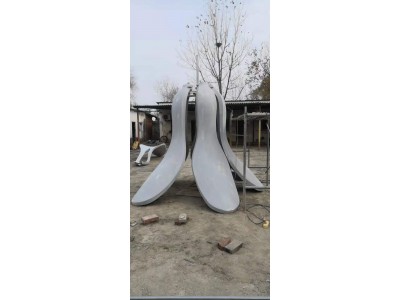 信阳小区 不锈钢电镀金百合花雕塑厂家图2