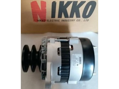 600-825-3151小松SA6D125发电机图3