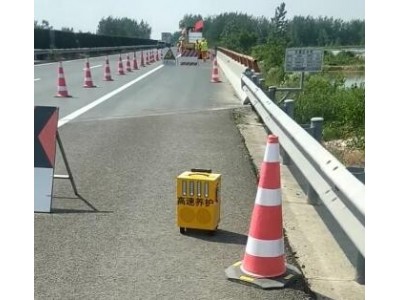 便携式声光预警设备 公路养护声光报警器 智能交通设备价格