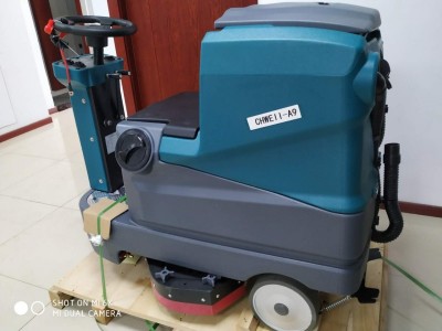 长淮CH-X70双刷驾驶式洗地机 商超车库擦地机 大刷盘