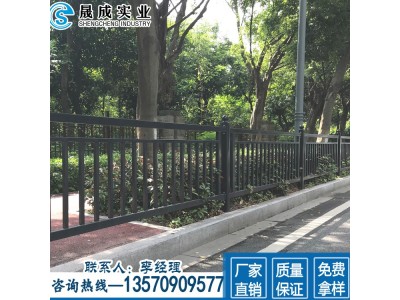 厂家直供 城市改造市政护栏工程 交通甲型隔离栏价格 按需加工
