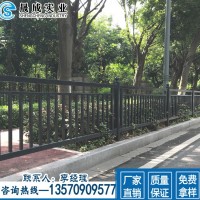 厂家直供 城市改造市政护栏工程 交通甲型隔离栏价格 按需加工