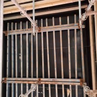 奥宏工程施工建材镀锌防锈钢包木