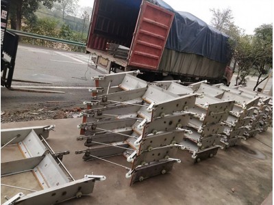 全自动304不锈钢刮粪机图2