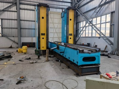 日本产1.25X5米，龙门宽度1.6米龙门导轨磨床