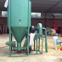 自吸式饲料粉碎搅拌一体机