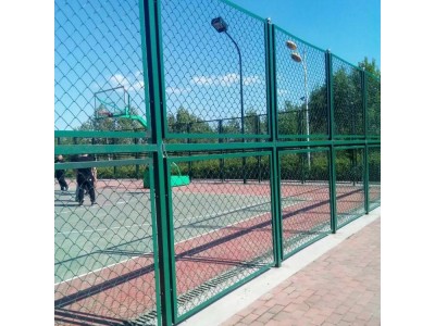 体育场围网 球场防护围栏网 绿色铁丝围网图2