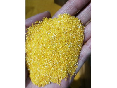 玉米脱皮制糁机图3