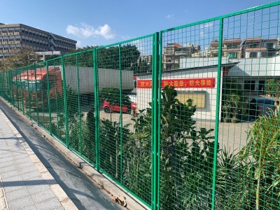 框架护栏 公司铁路防护围栏 小区果园围栏图3