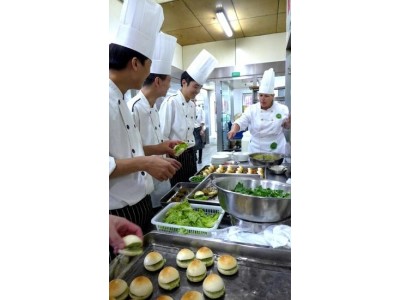 急招出国劳务,徐州出国劳务澳大利亚加拿大招各类工人