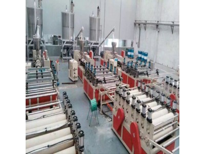 PVC同质透心地板挤出机械设备图3