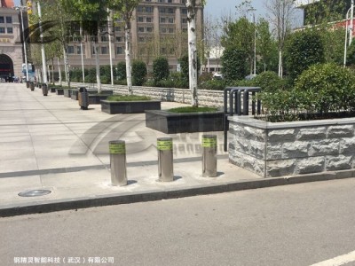 湖北全自动升降路桩图1