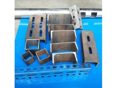 佛山振凯机械数控护栏方管自动冲孔机图4