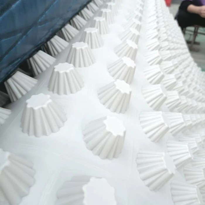 津屋顶花园25高草坪排水板图3