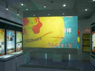 全息透明玻璃投影膜 正背投双面成像玻璃膜 门店玻璃橱窗展示图2