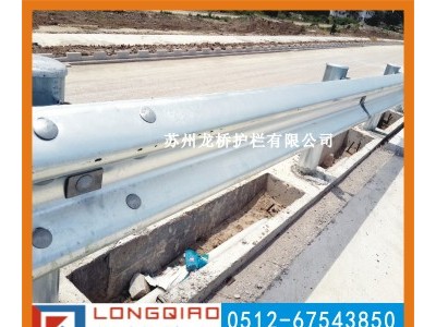 苏州高速公路护栏 苏州公路波形梁钢护栏 龙桥公司图2