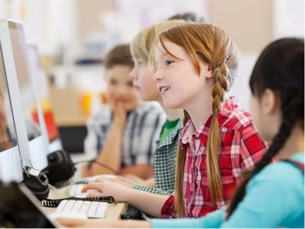 少儿机器人编程是什么 少儿机器人编程主要学什么内容